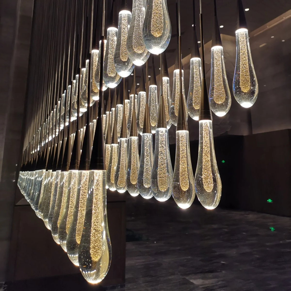 Soltaire Linear Chandelier 37"50"70"87"120"