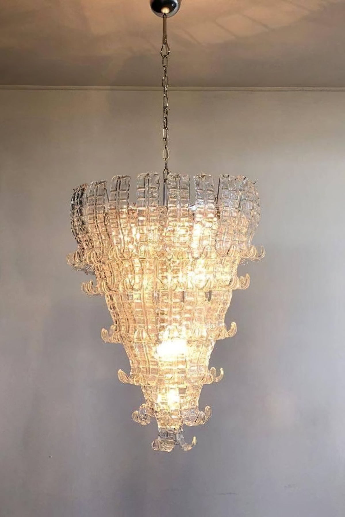 Grand Art Felci Leaf Glass Chandelier - view 2 | everlamps