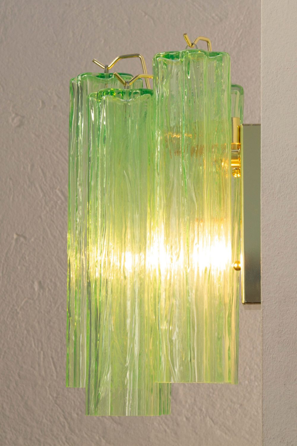 Bright Green Art Glass Wall Lamp - view 7 | everlamps