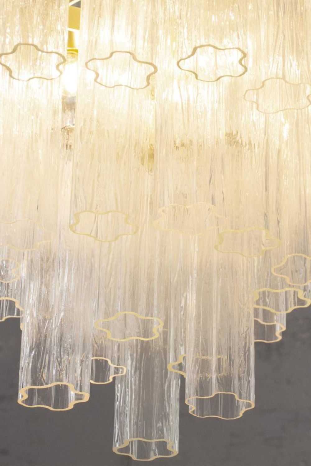 1990s Tronchi Art Glass Cascade Chandelier - view 10 | everlamps