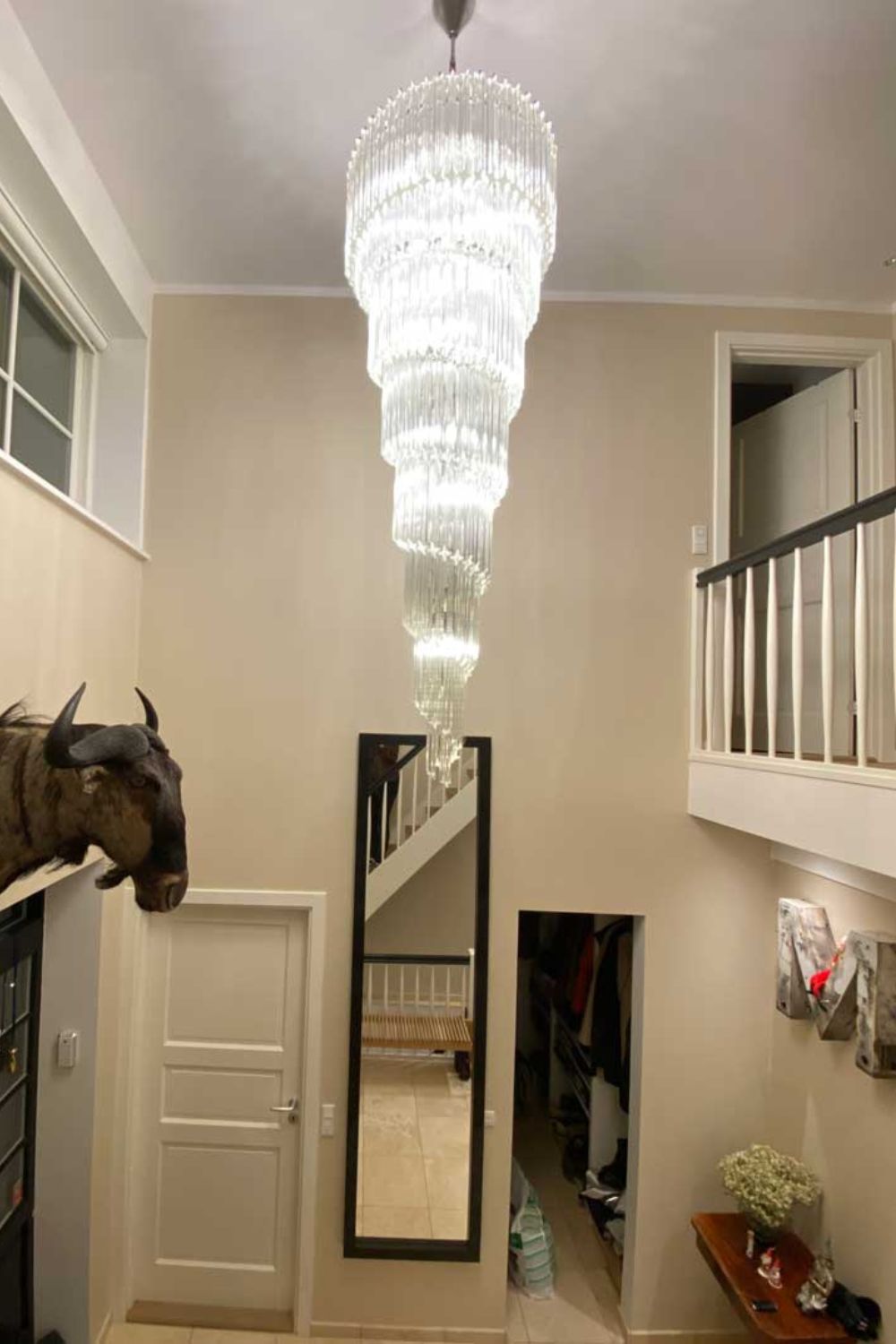 Art Style Spiral Glass Chandelier - view 4 | everlamps
