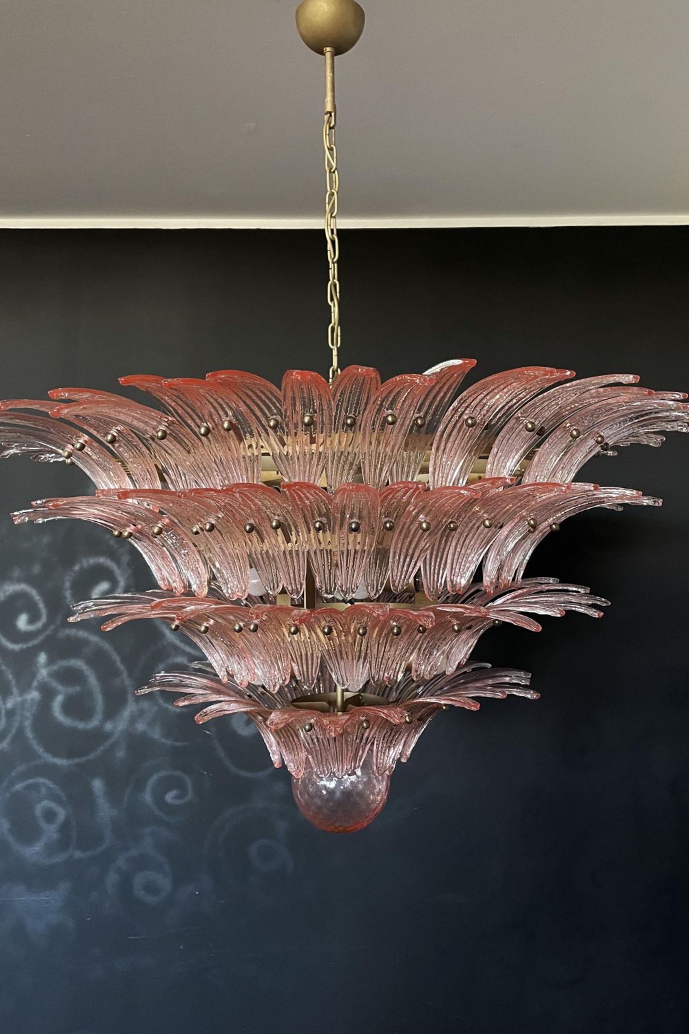 Art Four-tier pink glass palm leaf chandelier - view 7 | everlamps