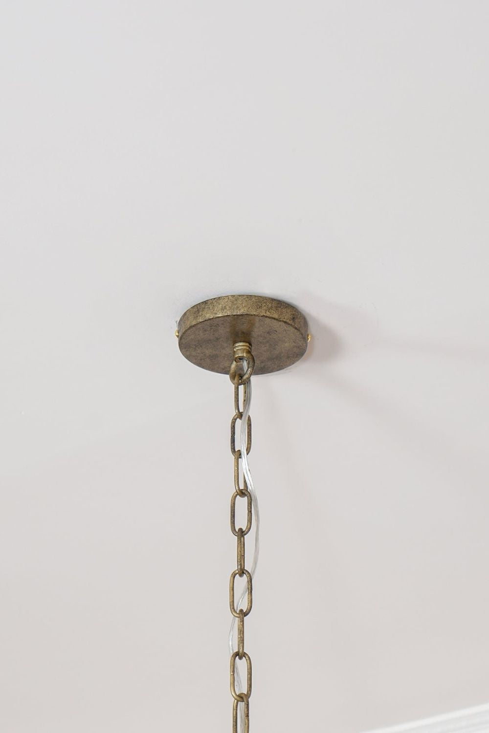 Rustic Vintage Cecil Chandelier - view 17 | everlamps
