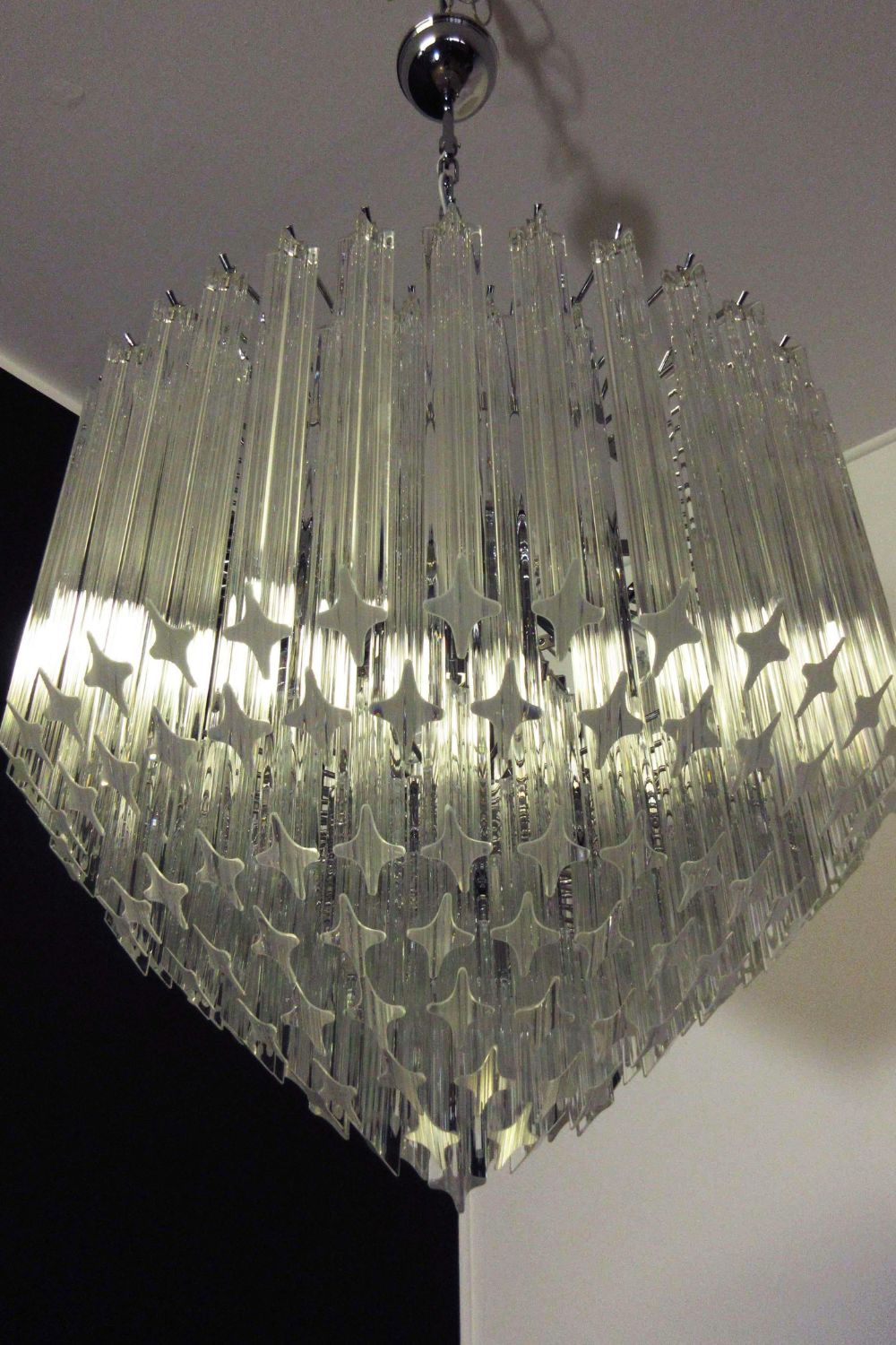 Contemporary Art Quadriedri Prism Chandelier - view 16 | everlamps