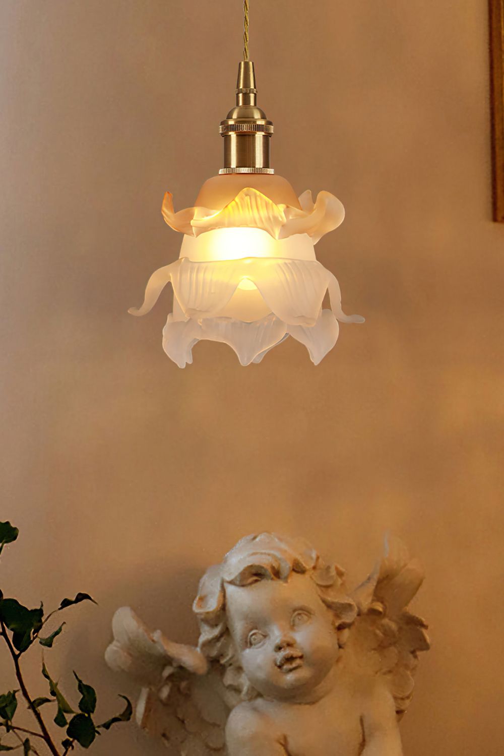 1970 Retro Bloom Glass Pendant Light - view 6 | everlamps