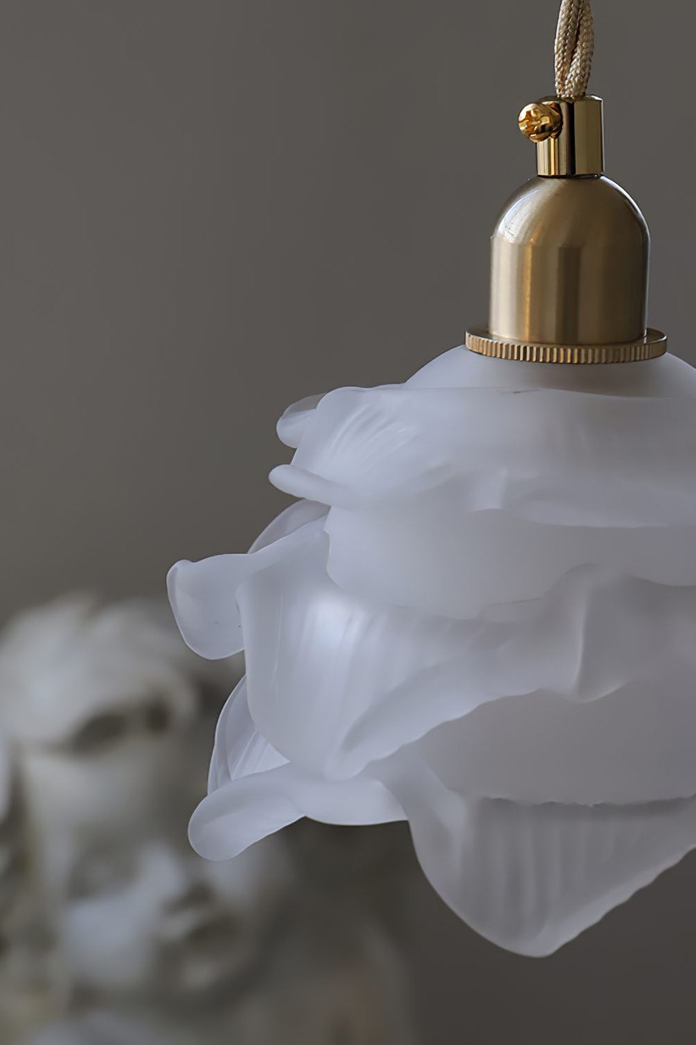 1970 Retro Bloom Glass Pendant Light - view 23 | everlamps