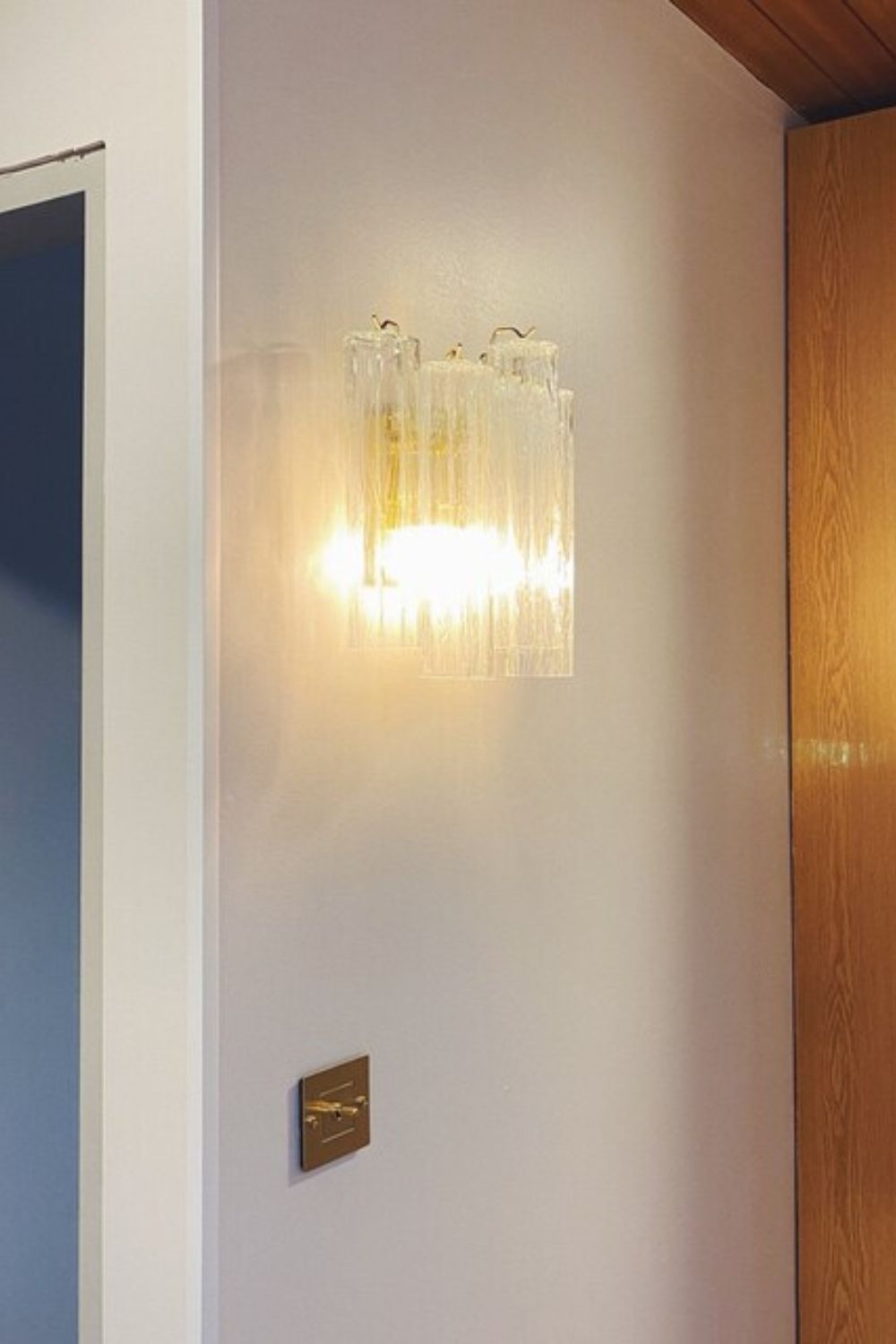 Art glass crystal wall lamp - view 2 | everlamps