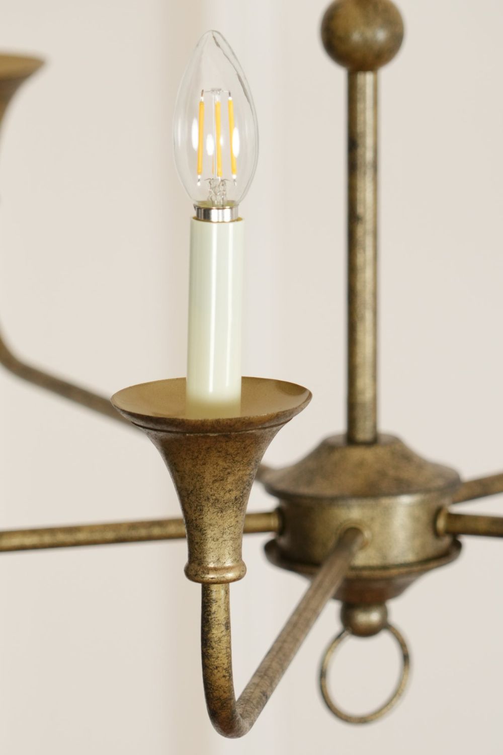 Rustic Vintage Cecil Chandelier - view 15 | everlamps