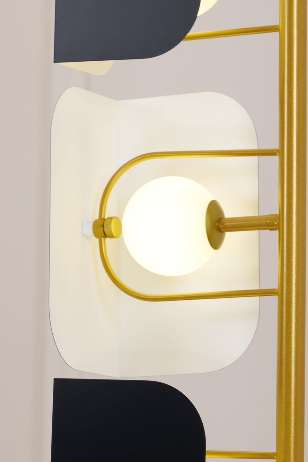 Leagan Stacked Panel Modern Floor Light - view 14 | everlamps