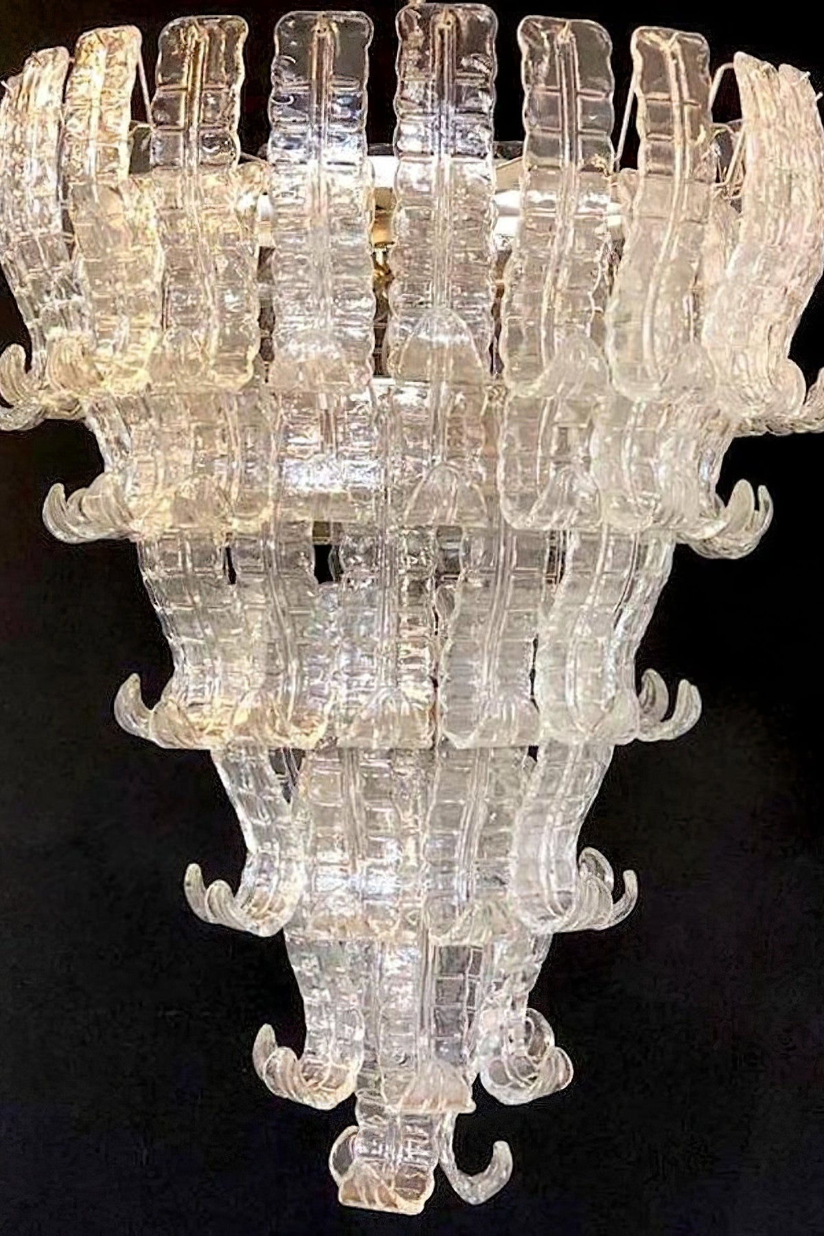 Grand Art Felci Leaf Glass Chandelier - view 9 | everlamps
