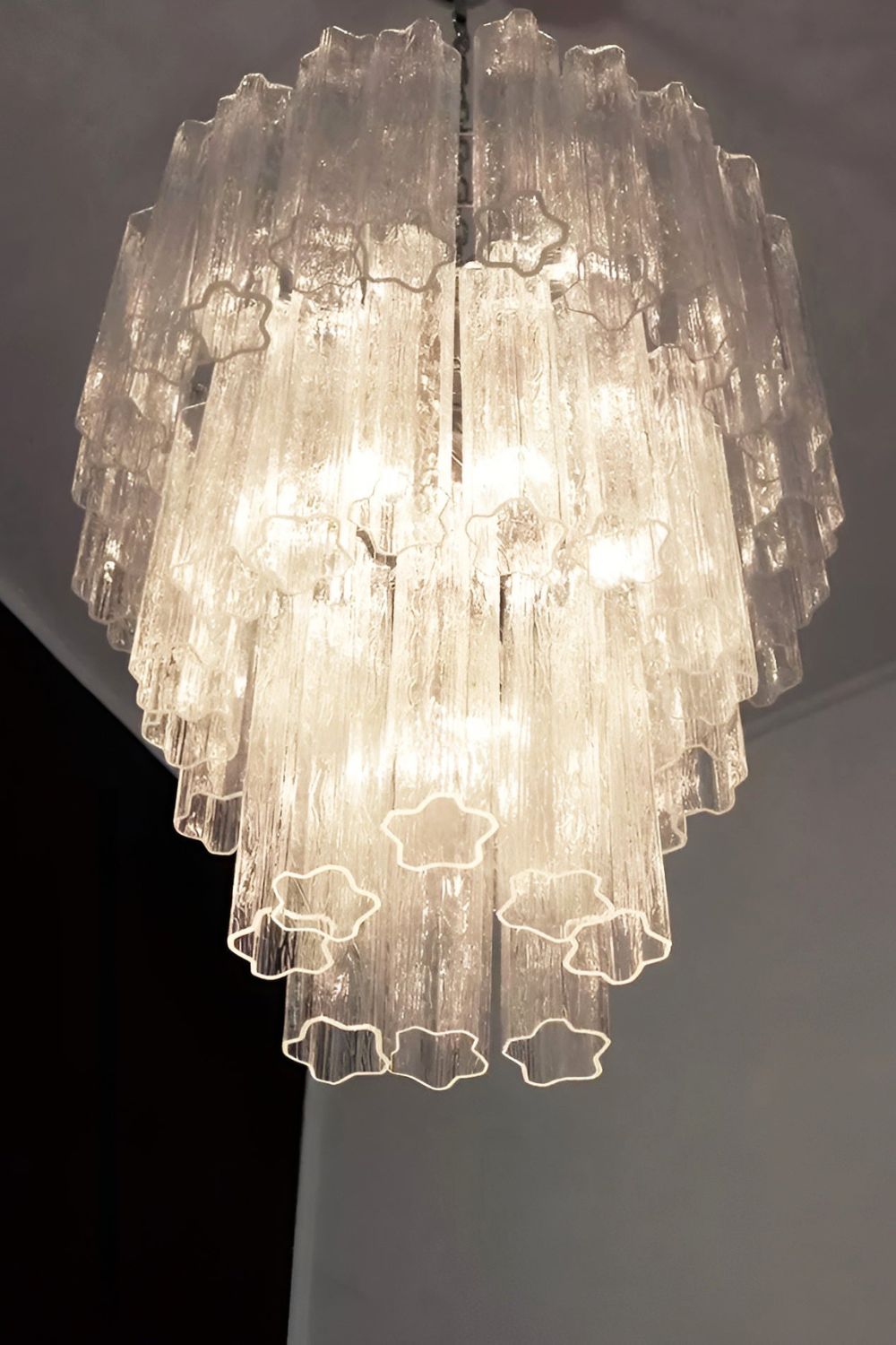 Art Venetian Clear Glass Tube Chandelier - view 14 | everlamps
