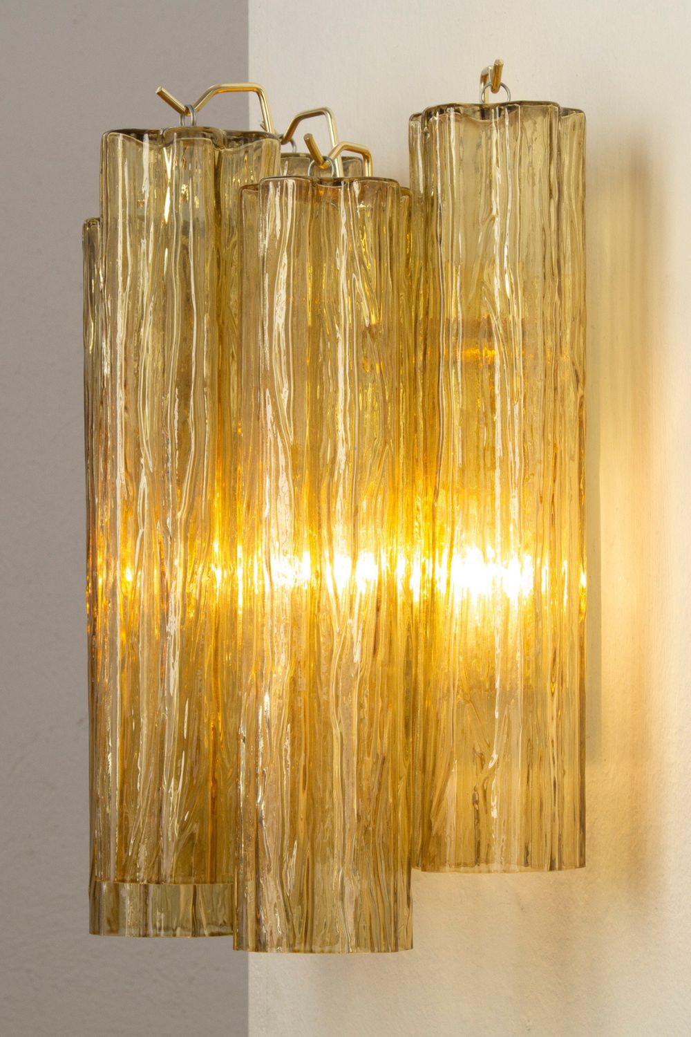 Italian Art amber glass tube wall lamp - view 3 | everlamps