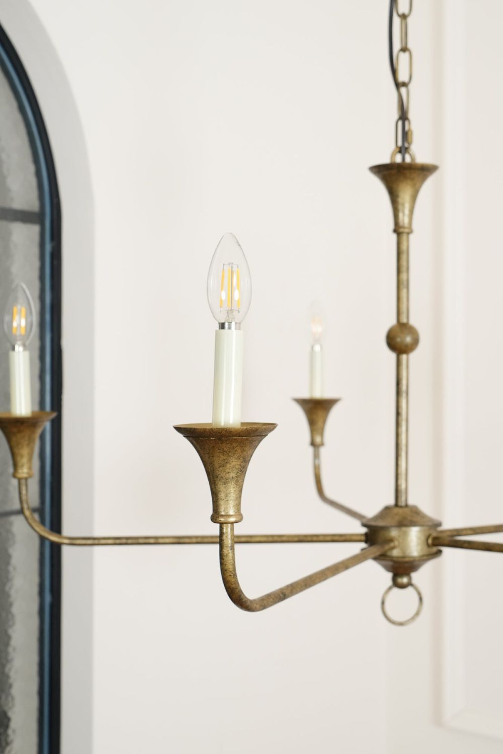 Rustic Vintage Cecil Chandelier - view 8 | everlamps