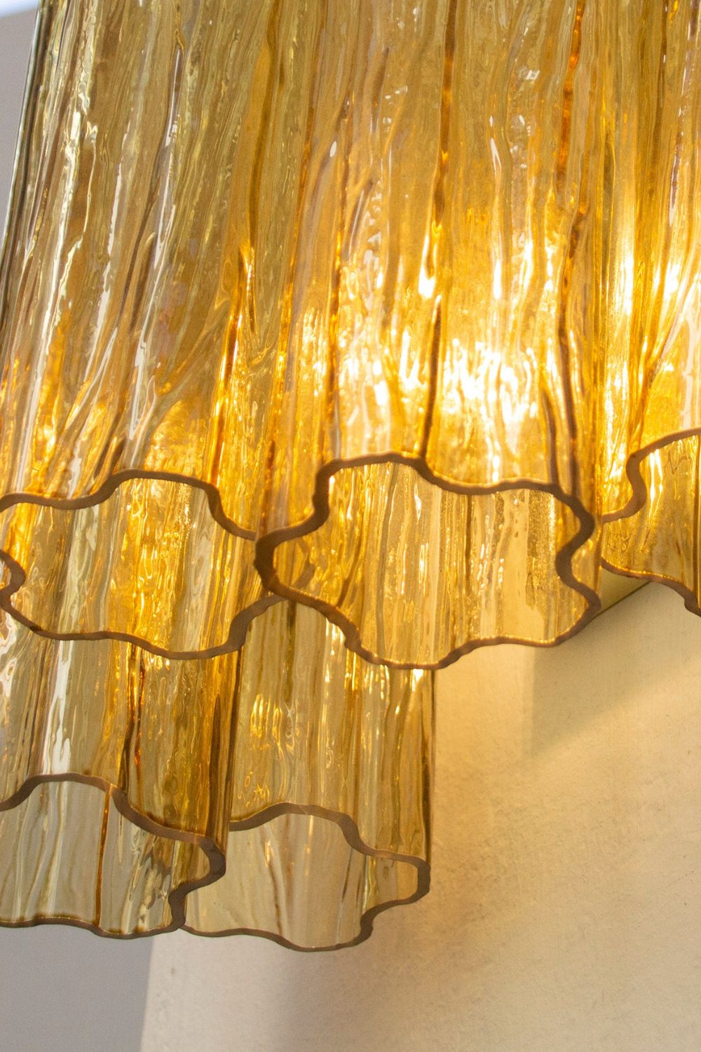 Italian Art amber glass tube wall lamp - view 8 | everlamps