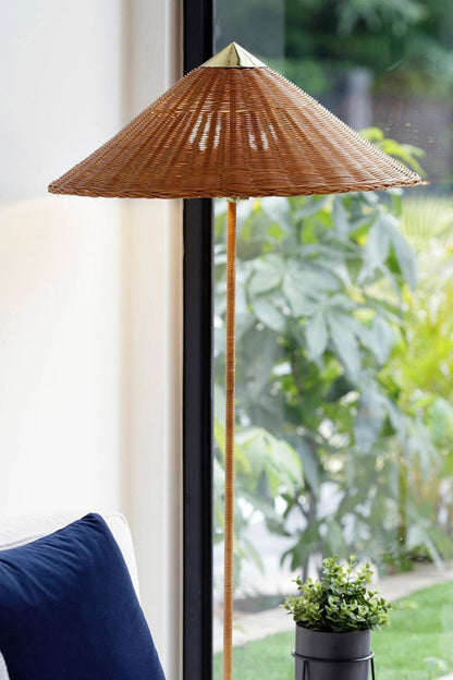 9602 Floor Lamp - everlamps