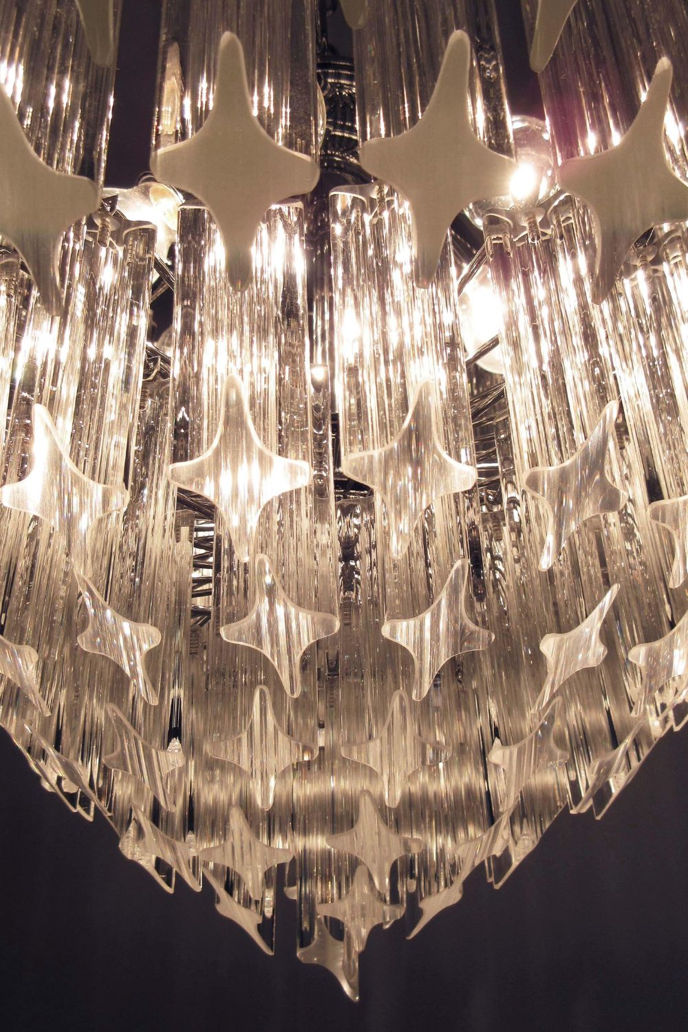 Contemporary Art Quadriedri Prism Chandelier - view 13 | everlamps