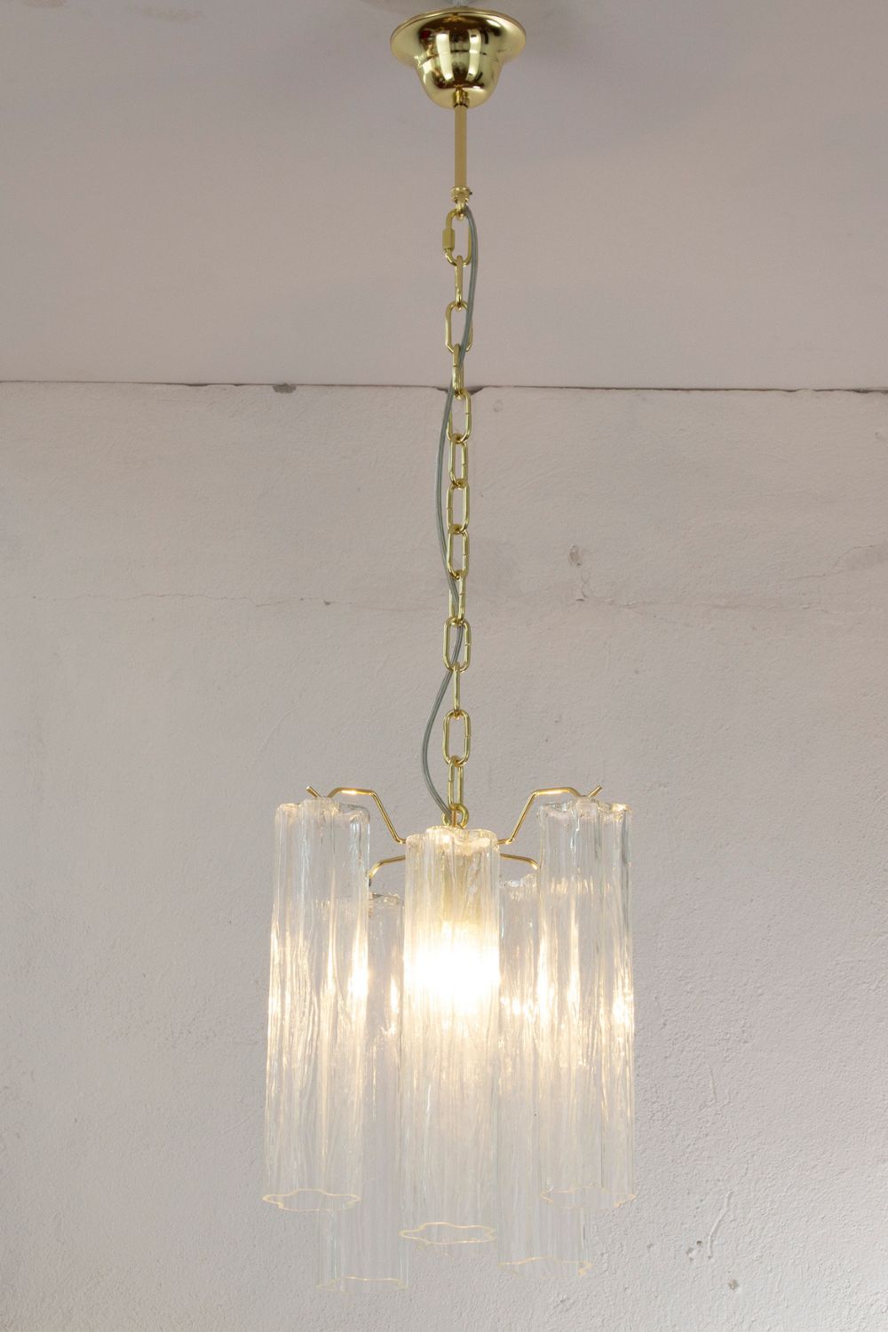 Clear Glass Tronchi Suspension Lamp - view 7 | everlamps