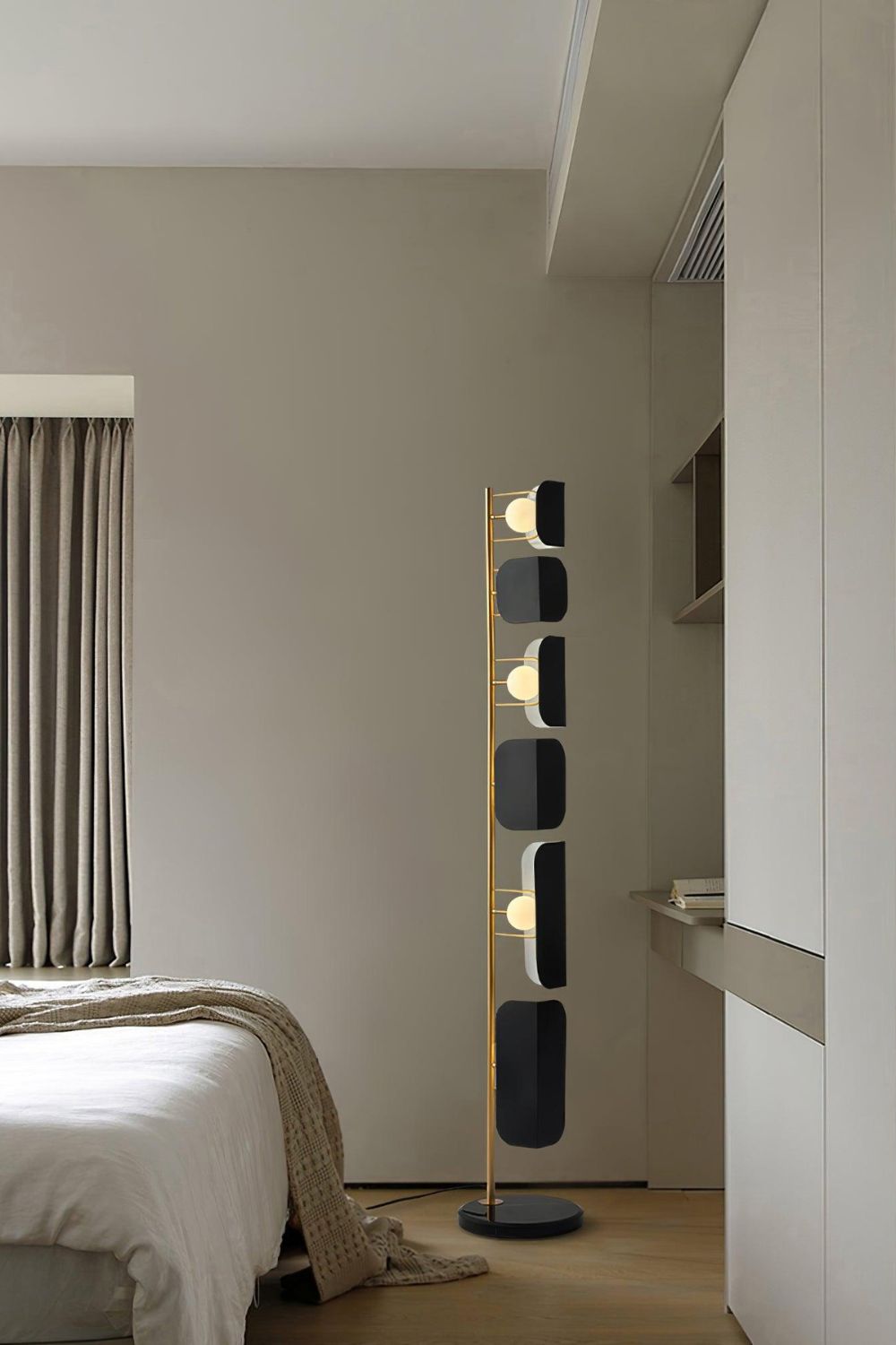 Leagan Stacked Panel Modern Floor Light - view 10 | everlamps