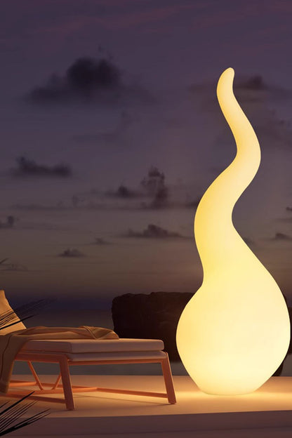 Alien M Easy Outdoor Floor Lamp - view 5 | everlamps
