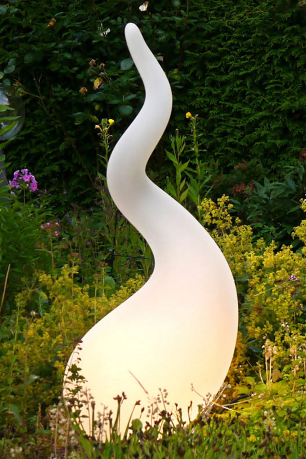 Alien M Easy Outdoor Floor Lamp - view 6 | everlamps