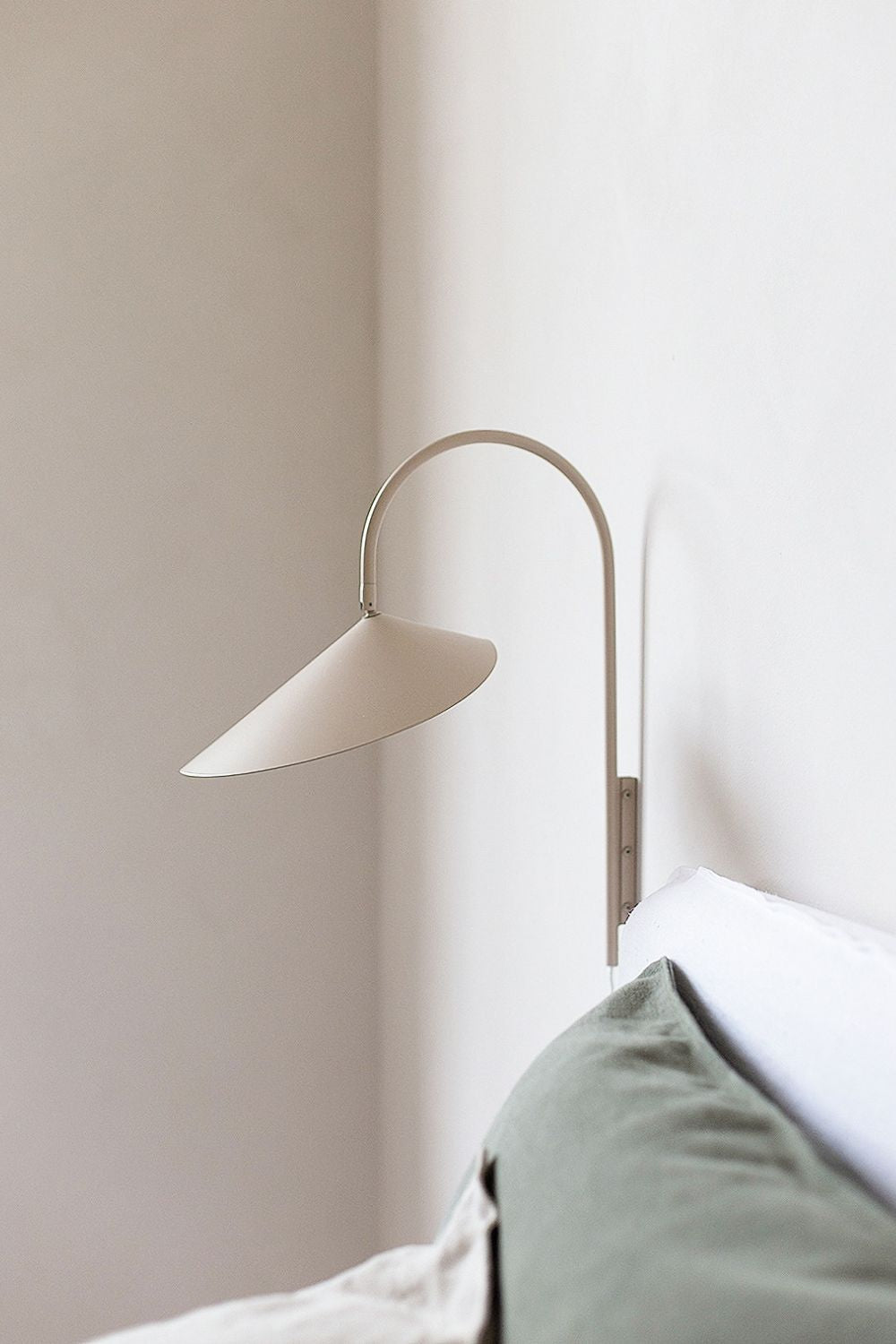 Arum Wall Lamp - everlamps