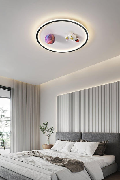 Astronaut Ceiling Lamp - view 11 | everlamps
