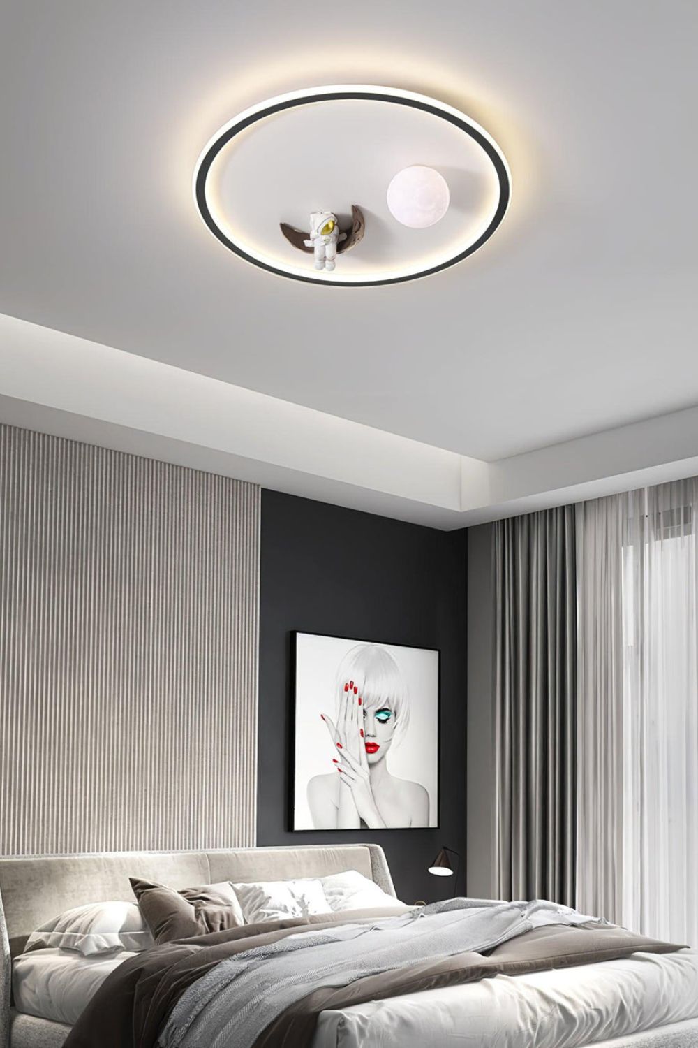 Astronaut Ceiling Lamp - view 12 | everlamps