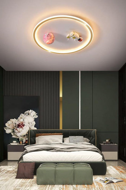 Astronaut Ceiling Lamp - view 17 | everlamps
