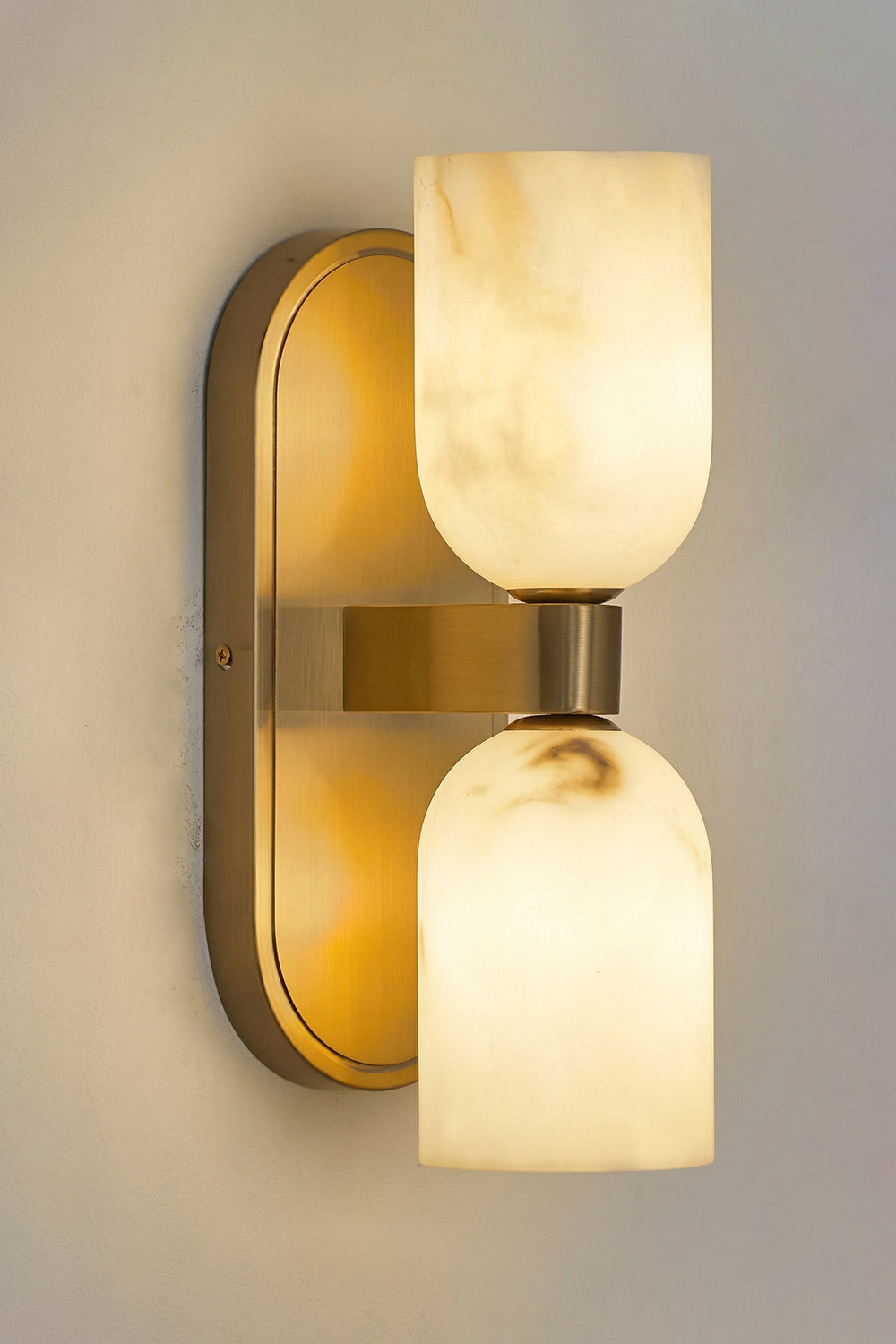 Aurelian Alabaster Wall Light | detail | vexa lamps