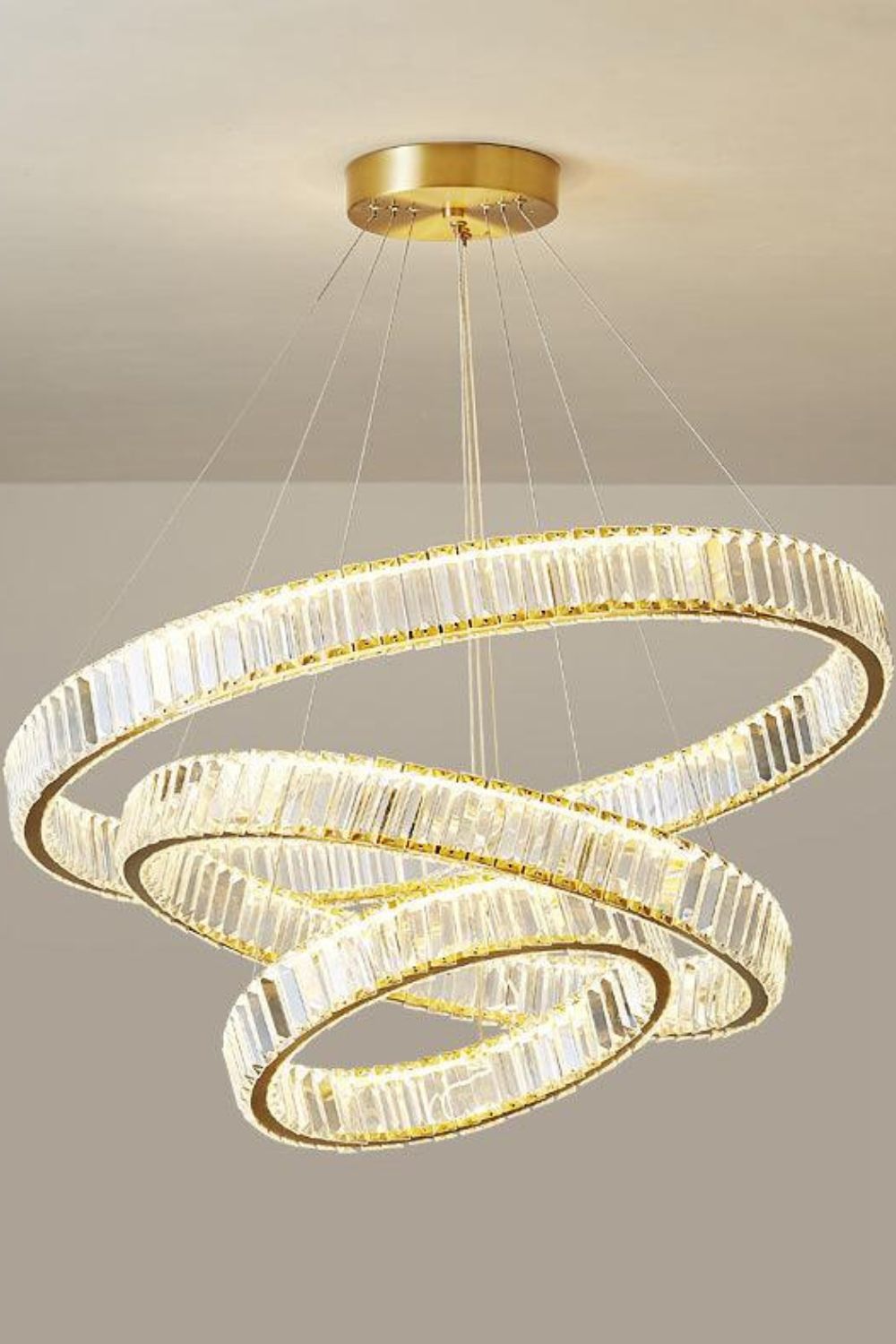 Bertolda Chandeliers - everlamps