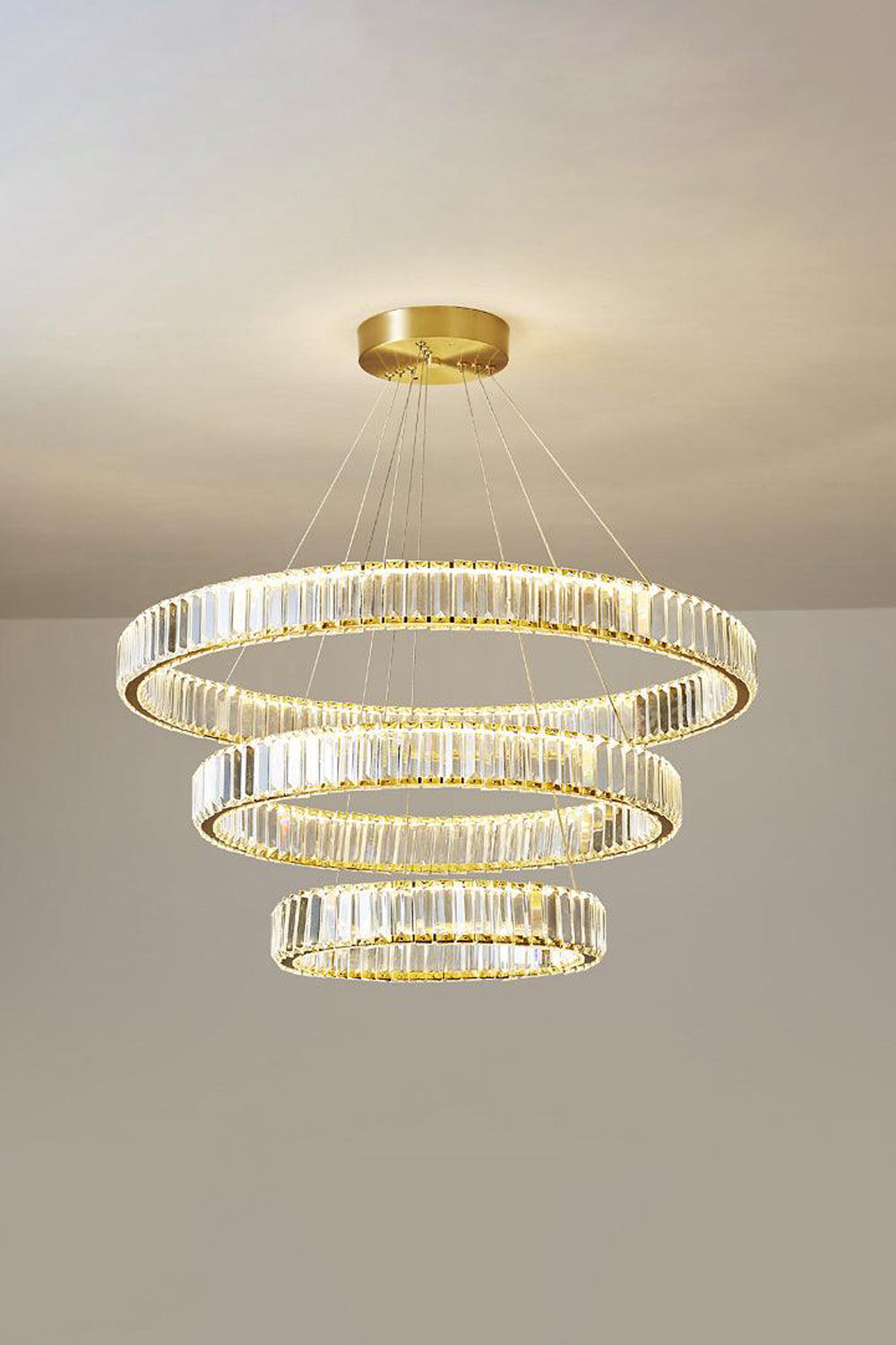 Bertolda Chandeliers - everlamps