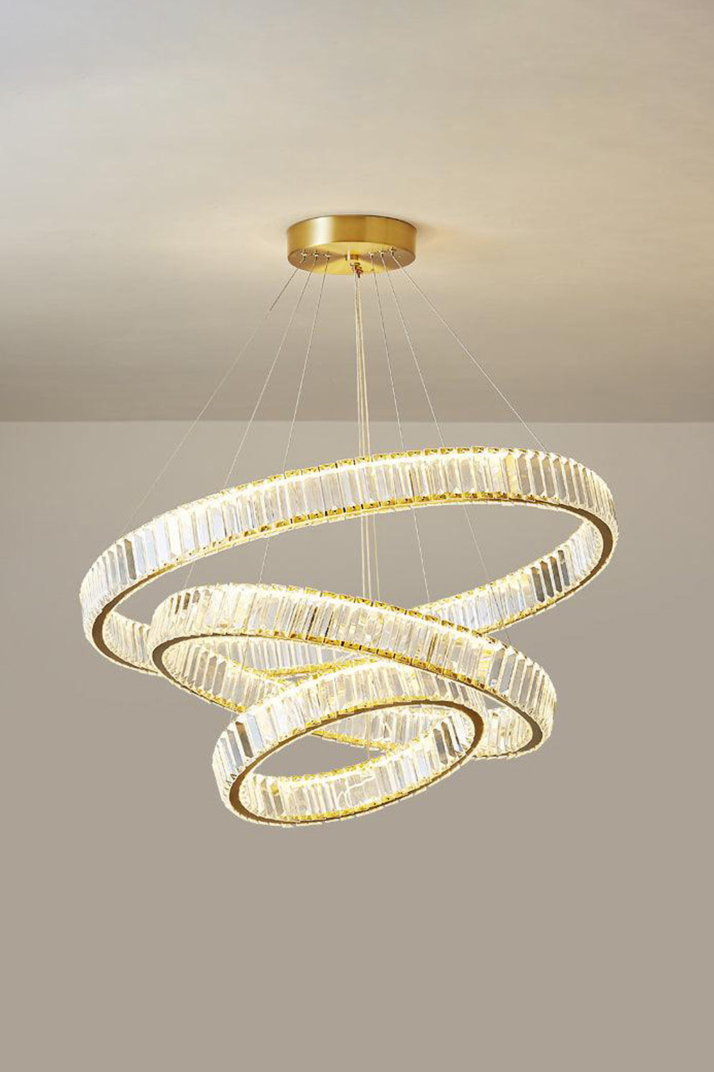 Bertolda Chandeliers - everlamps