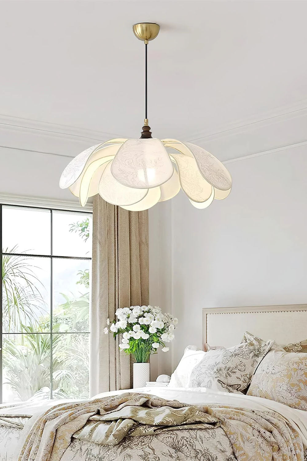 Blooming Flower Pendant Lamp - view 4 | everlamps