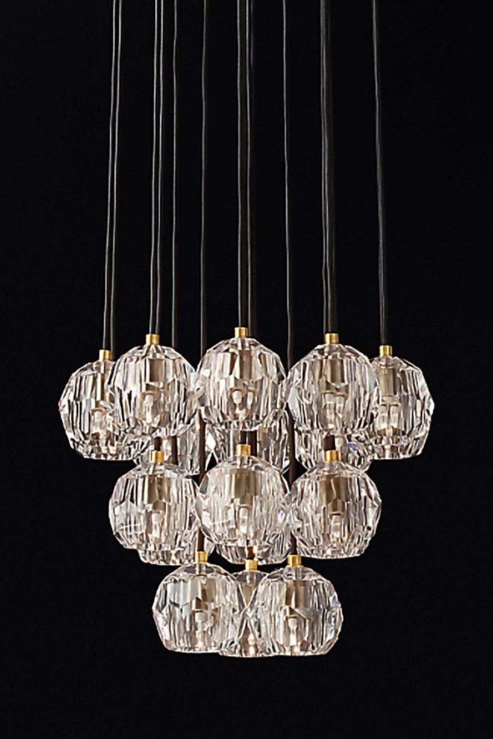 Boule De Cristal Round Cluster Chandelier - everlamps