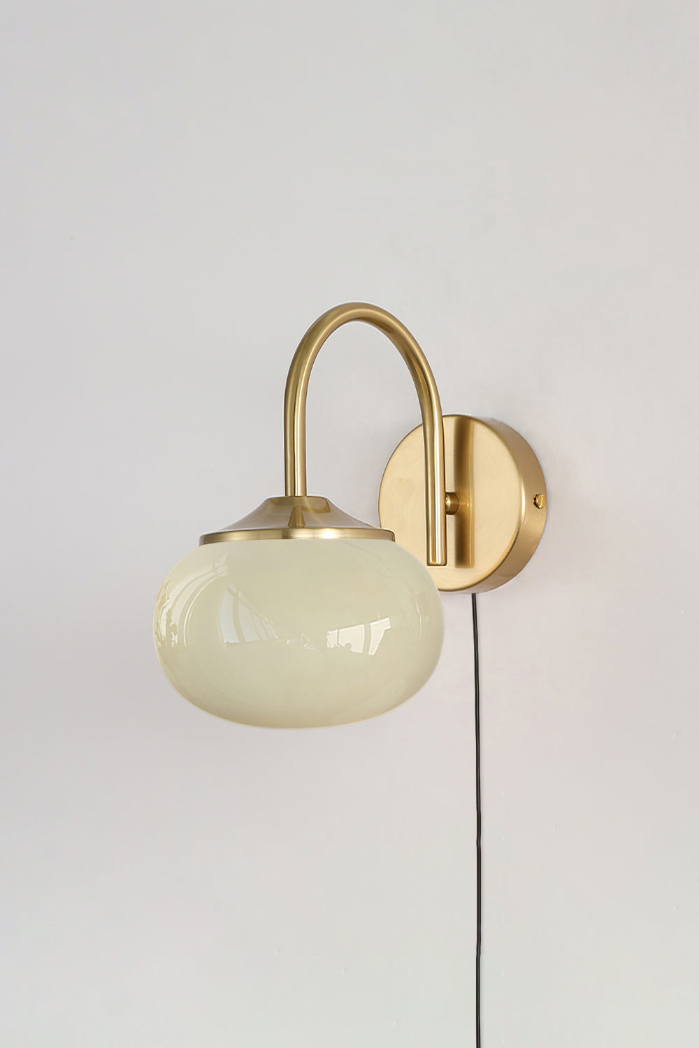 Bubble Glass Marshmallow Sconce Plug Version - view 13 | everlamps