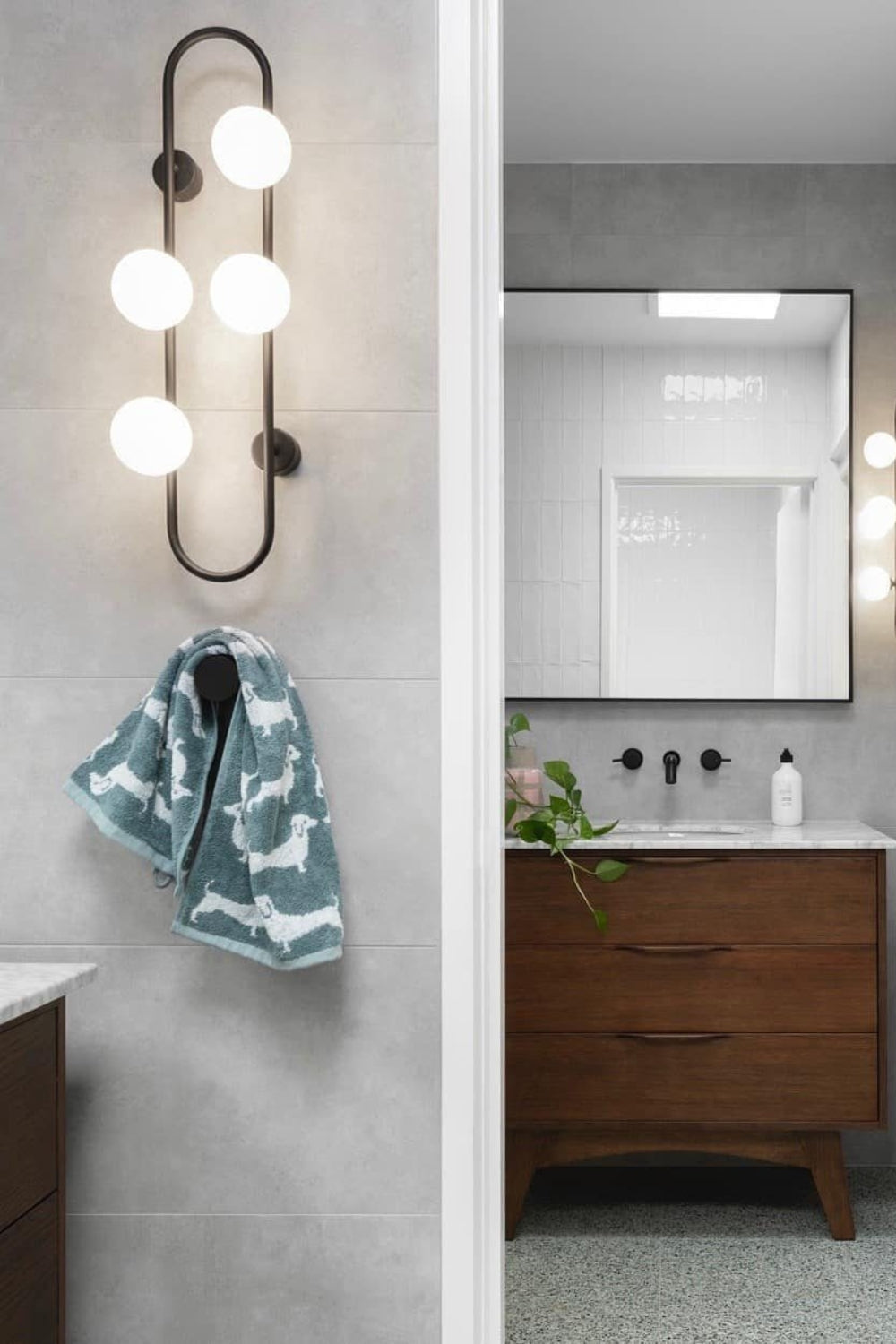 Buch Wall Lamp - everlamps