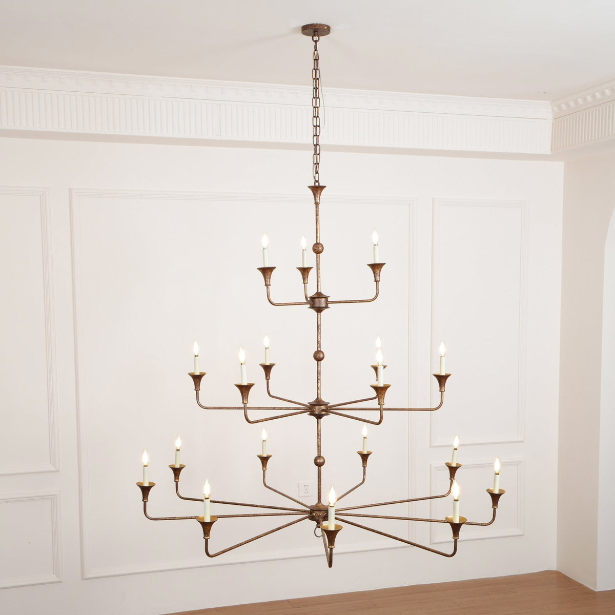 Cecil Grande Chandelier