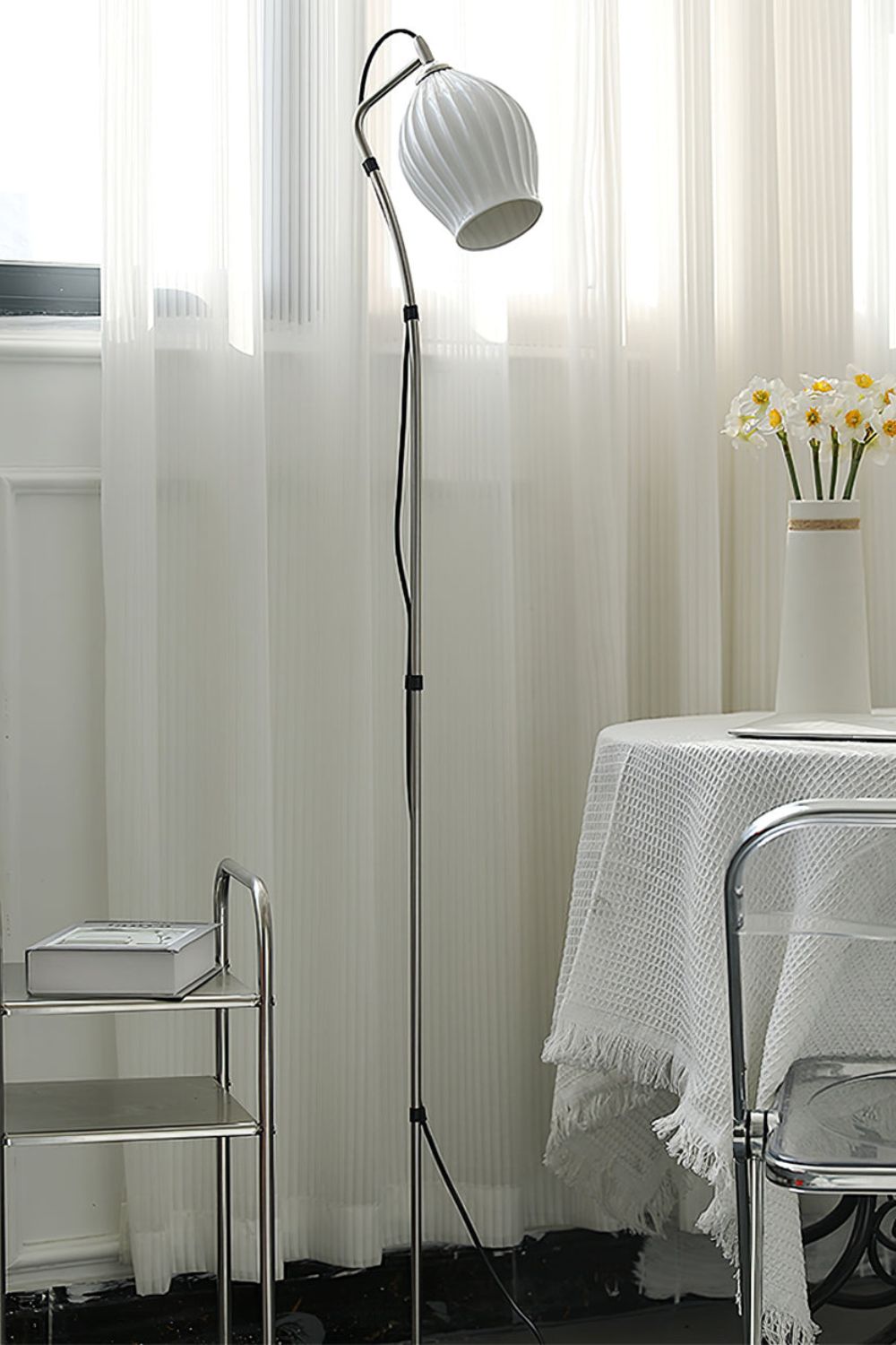 Ceramic Ribbed Floor Lamp - everlamps