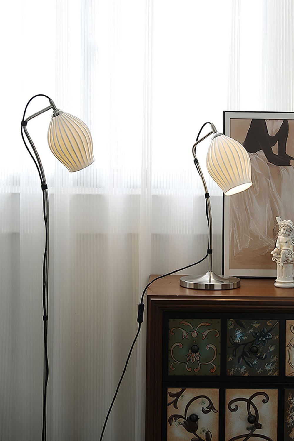 Ceramic Ribbed Floor Lamp - everlamps