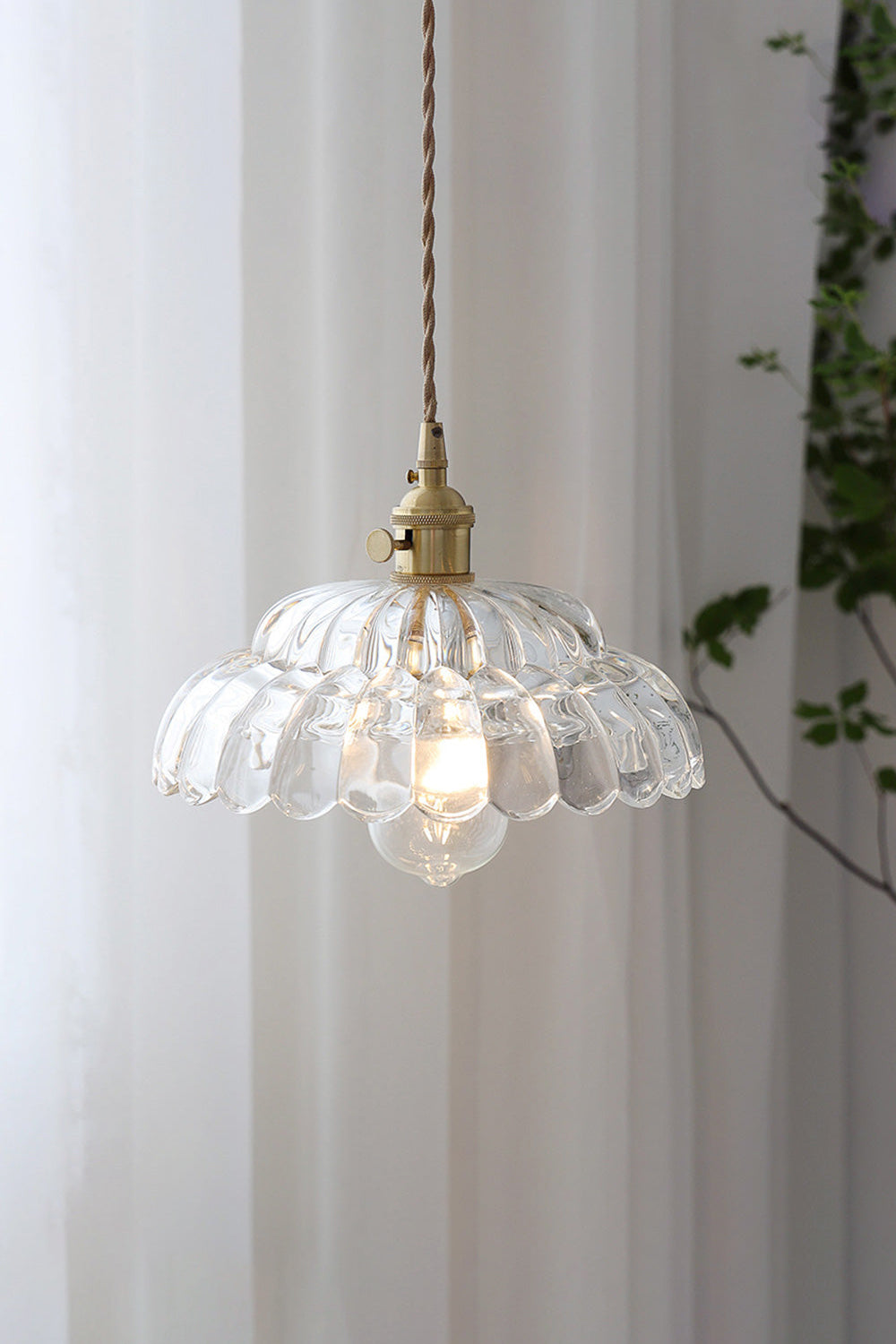Clear Blossom Glass Shade Pendant Lamp - view 3 | everlamps