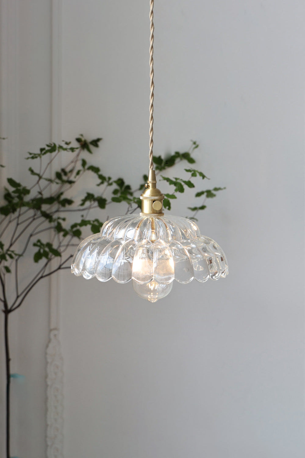 Clear Blossom Glass Shade Pendant Lamp - view 7 | everlamps