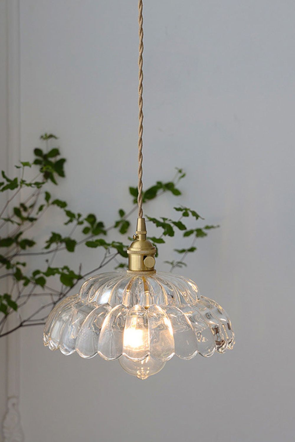 Clear Blossom Glass Shade Pendant Lamp - view 10 | everlamps