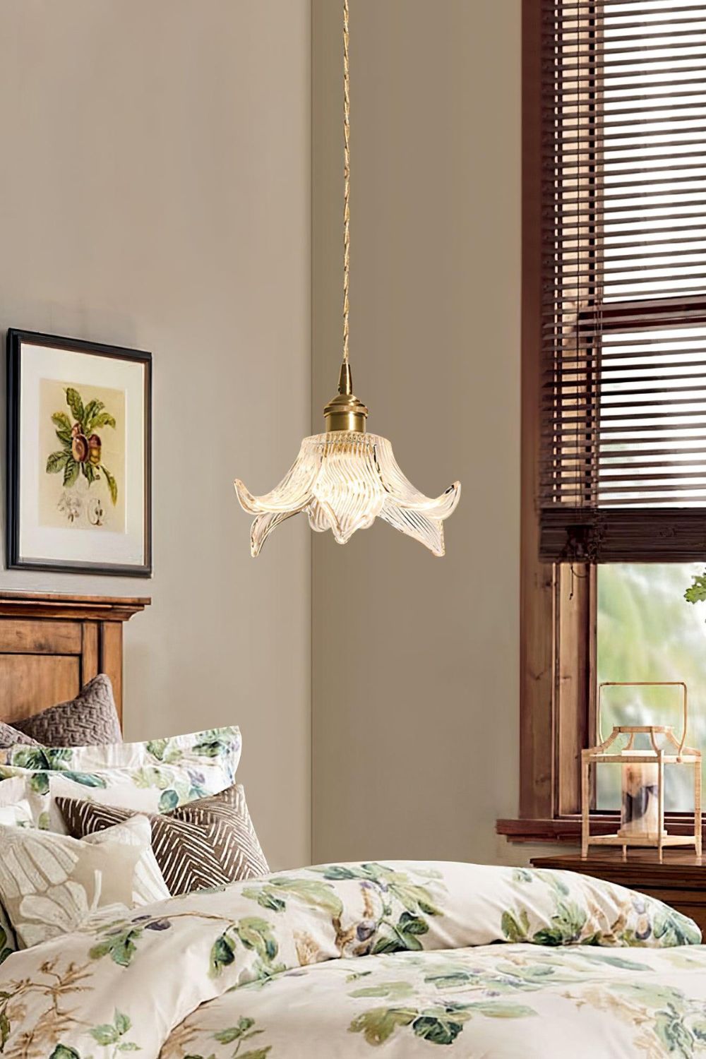 Clear Petal Glass Pendant Lamp - view 4 | everlamps