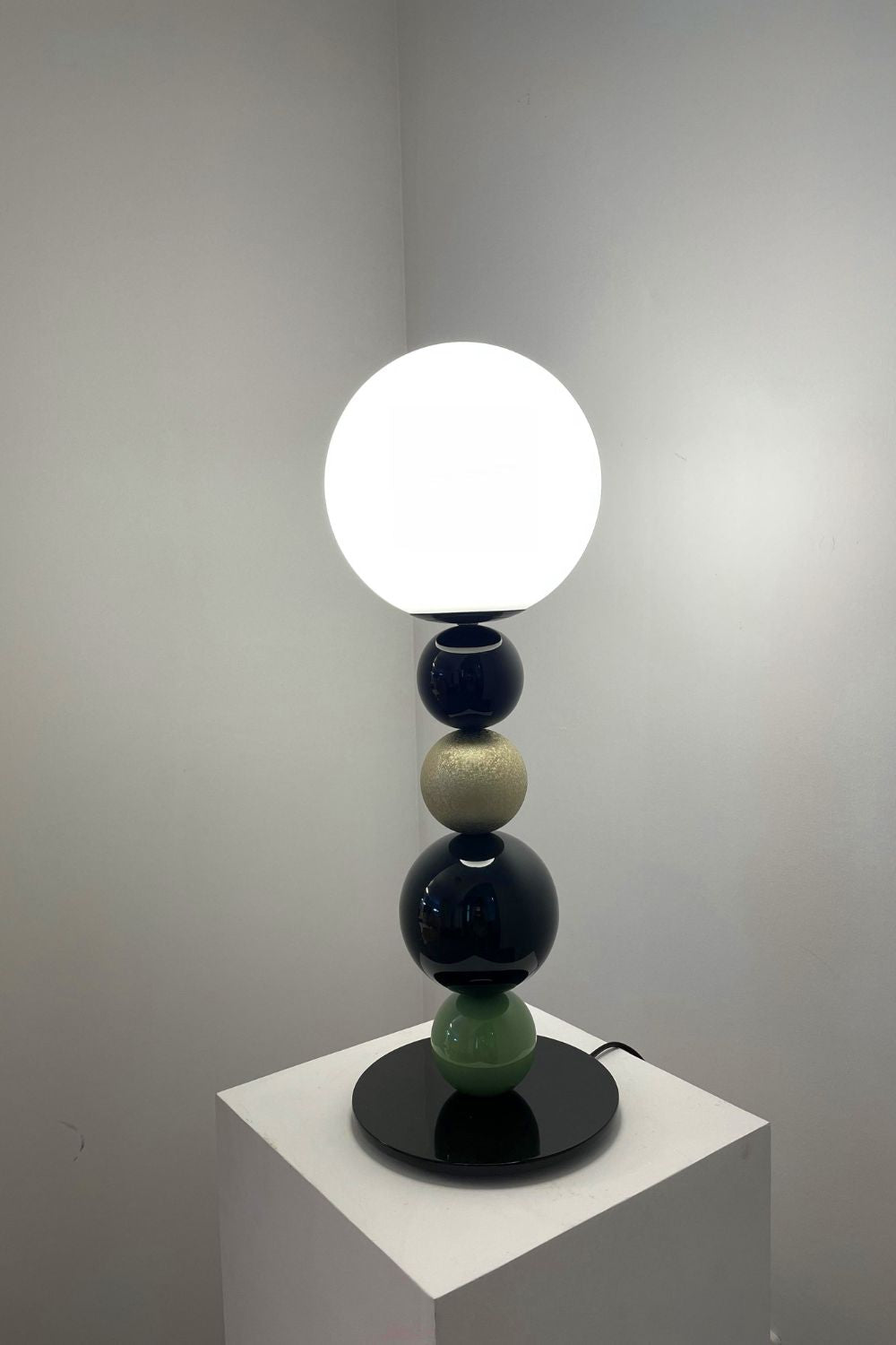 Colorful Round Ball Table Lamp - view 13 | everlamps