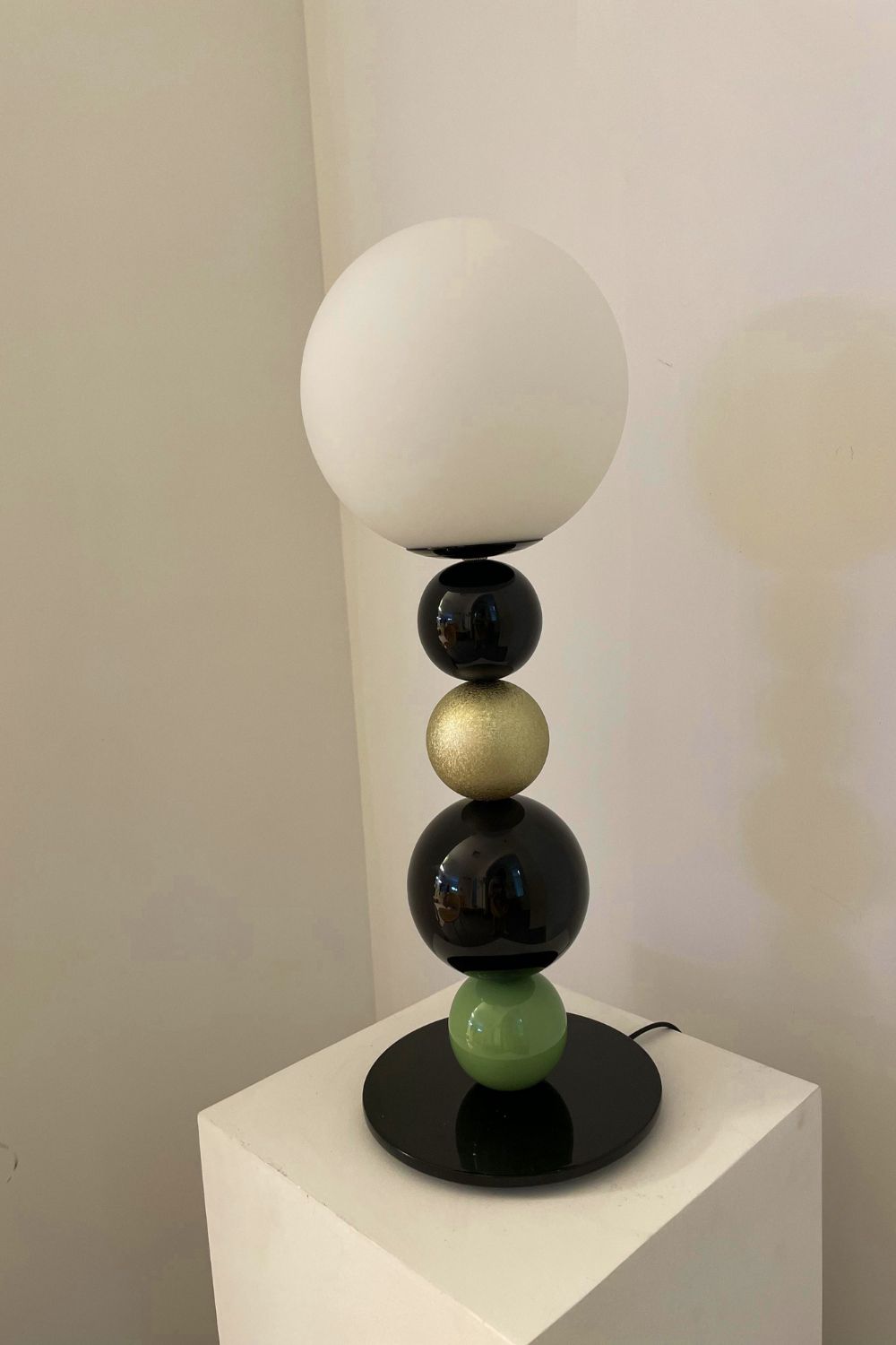 Colorful Round Ball Table Lamp - view 36 | everlamps