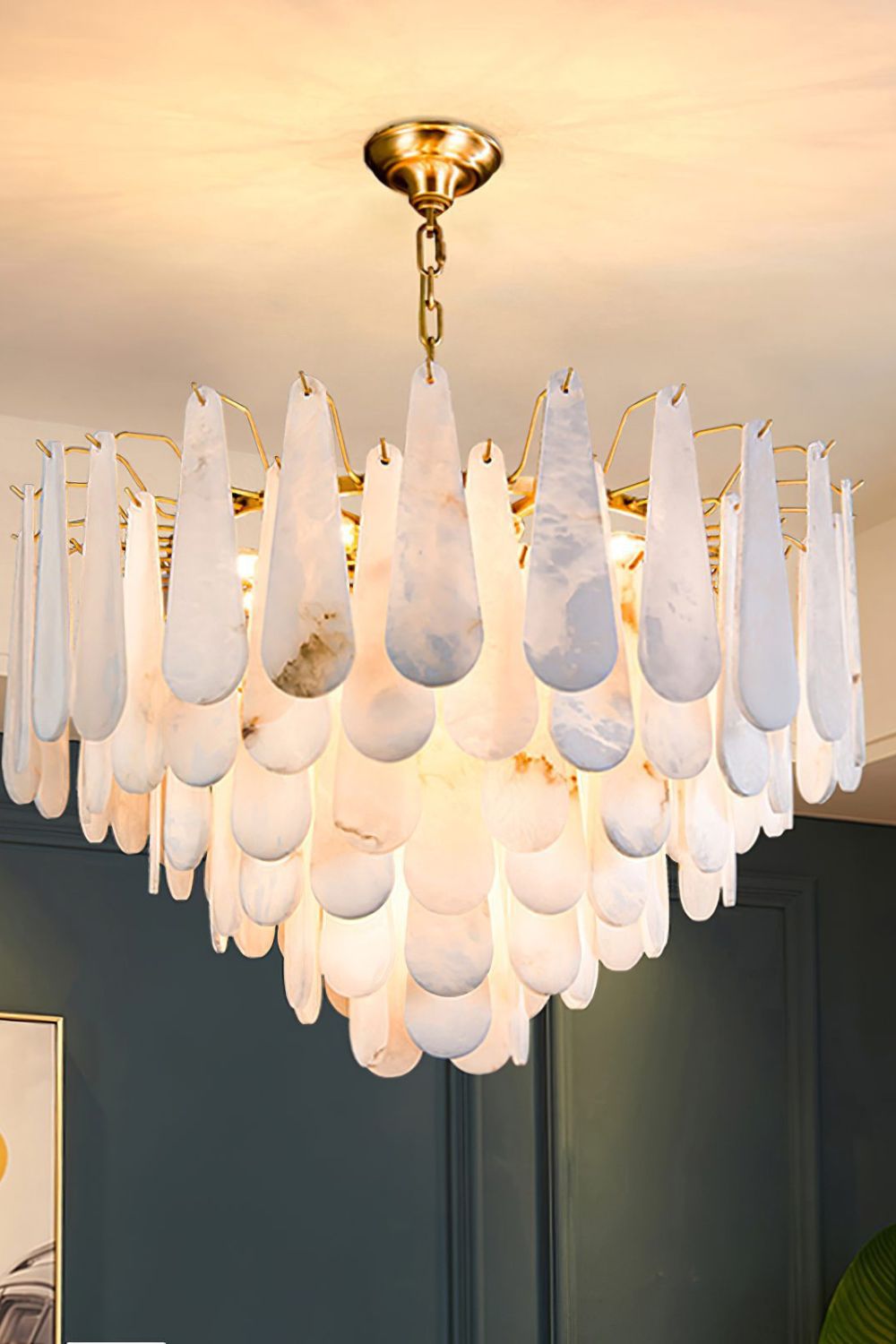 Cora Chandelier - everlamps