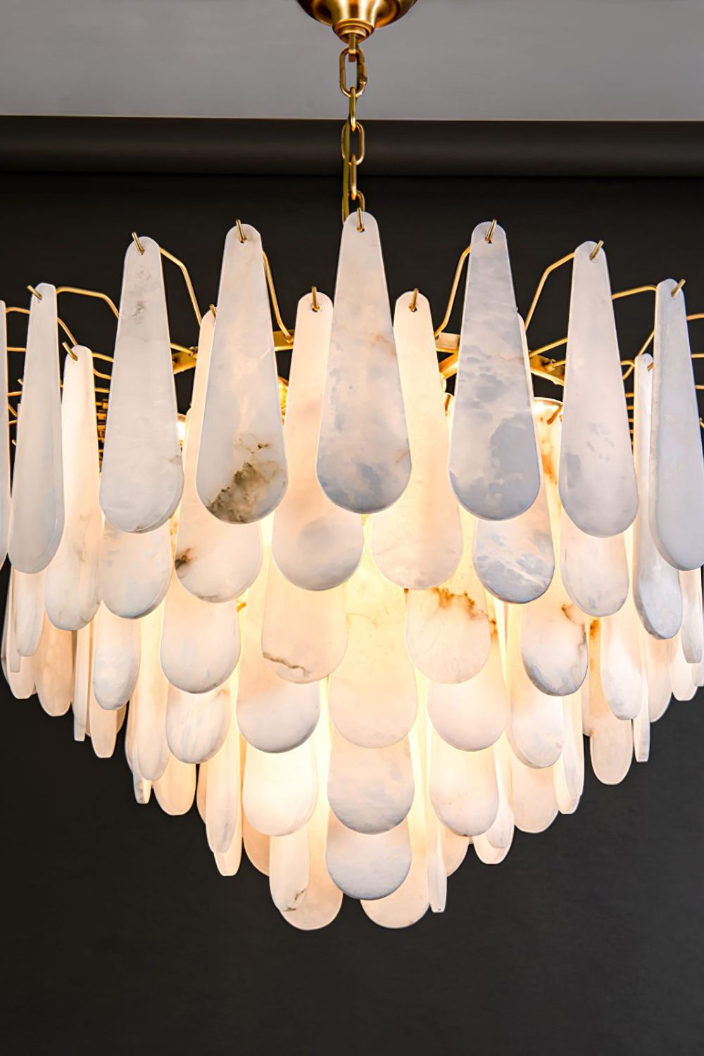 Cora Chandelier - everlamps