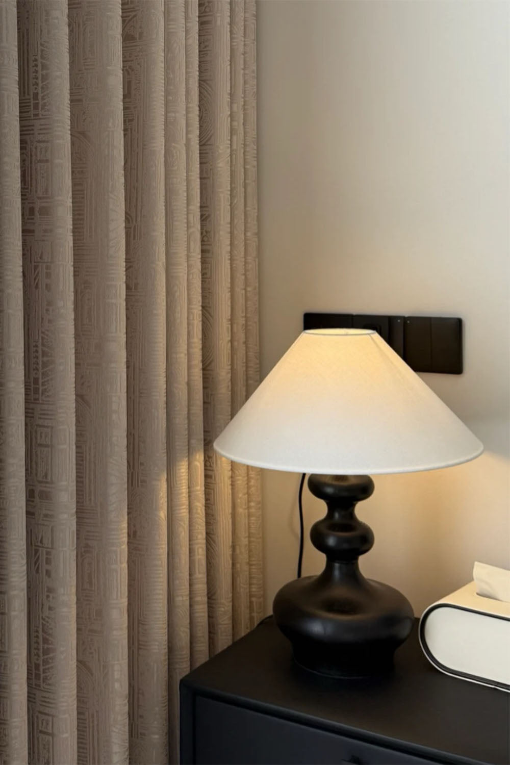 Crigler Table Lamp - view 10 | everlamps