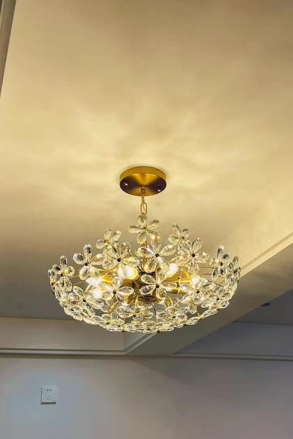 Crystal Flower Chandelier - everlamps