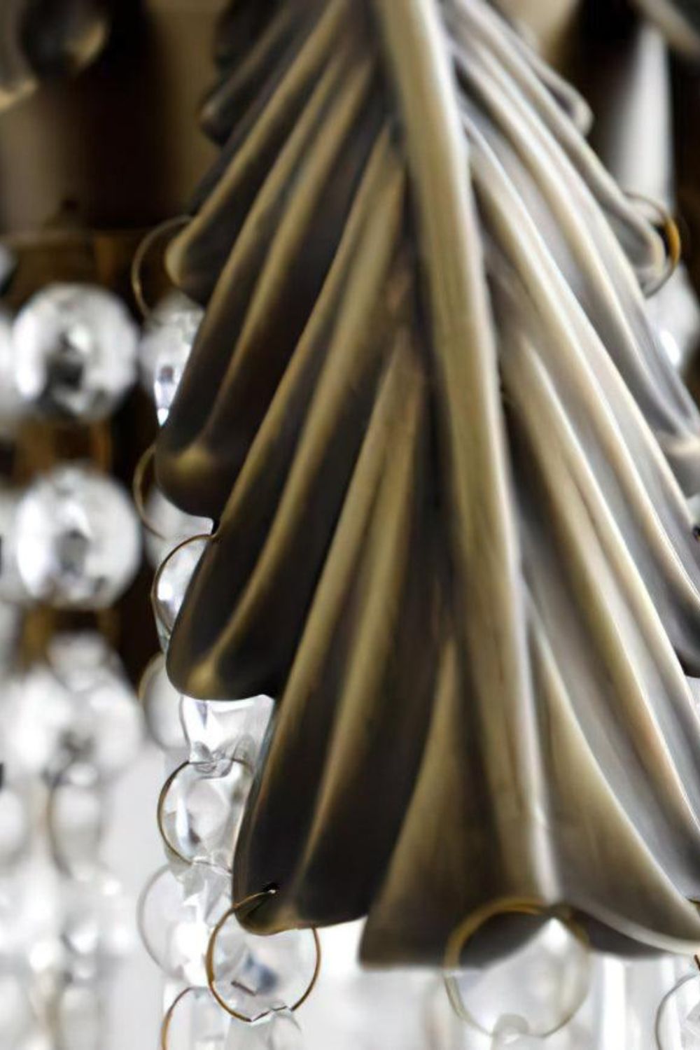 Crystal Palm Leaf Pendant Light - view 16 | everlamps